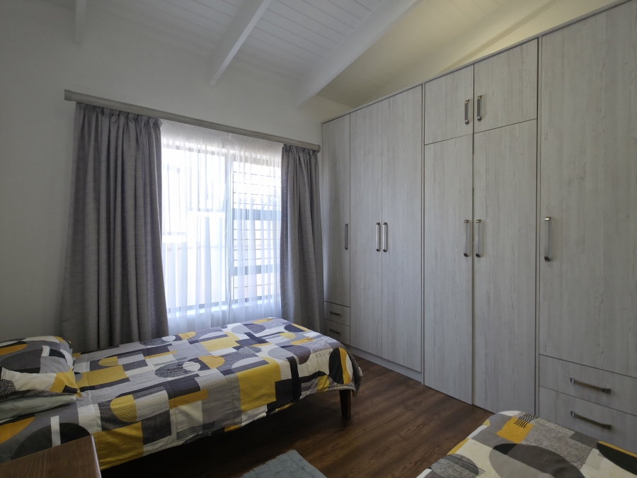 4 Bedroom Property for Sale in Noorsekloof Eastern Cape
